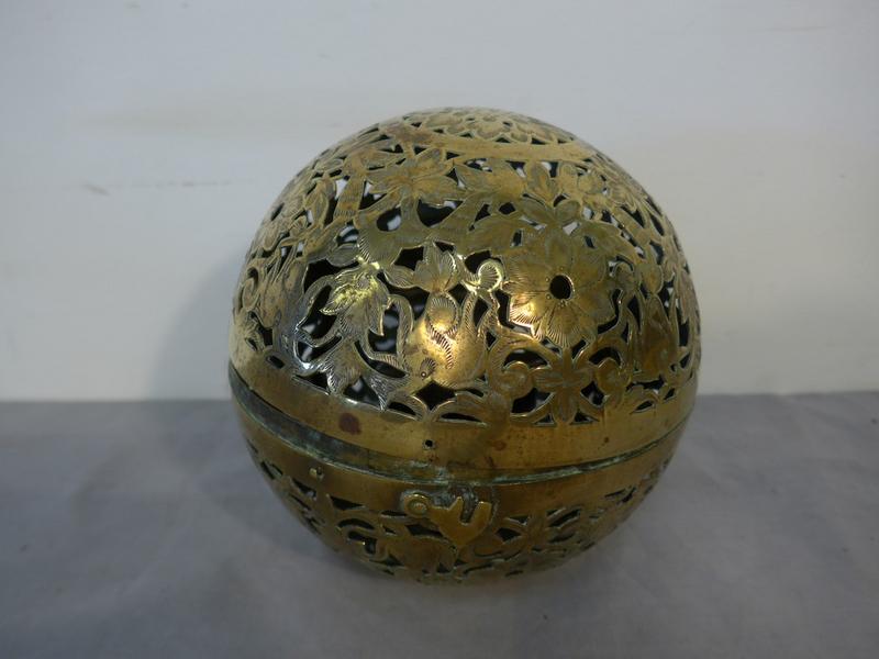 LAMPE à huile de bateau dans une boule en...