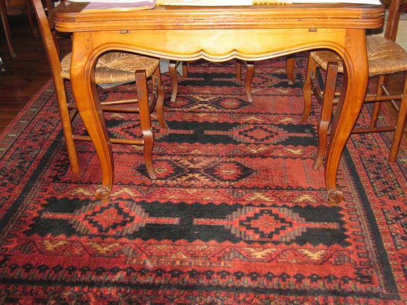 TABLE RECTANGULAIRE à l’Italienne en merisier...