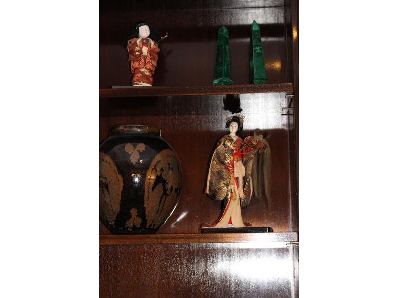 LOT souvenirs de voyages : Deux poupées japonaises...