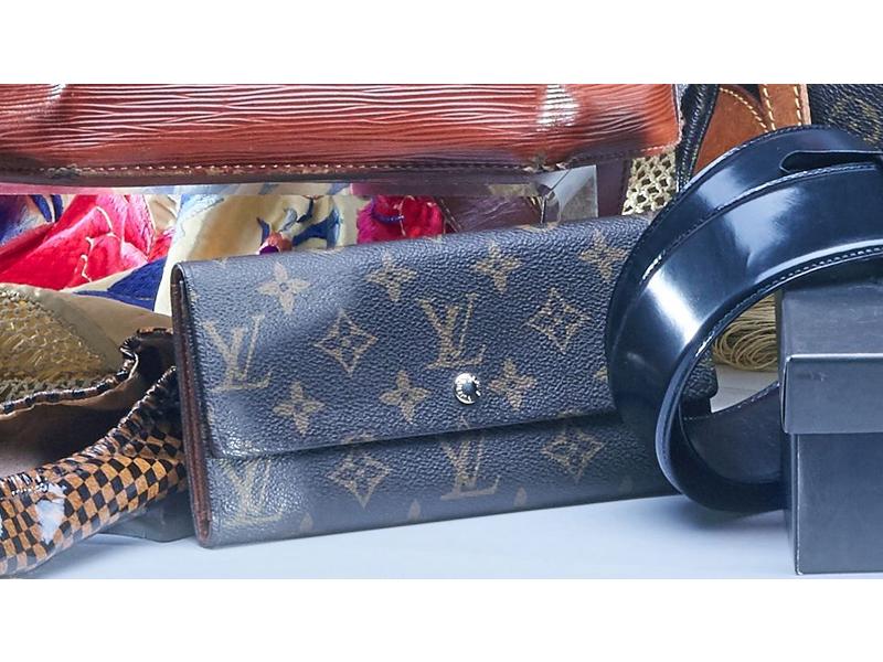 LOUIS VUITTON