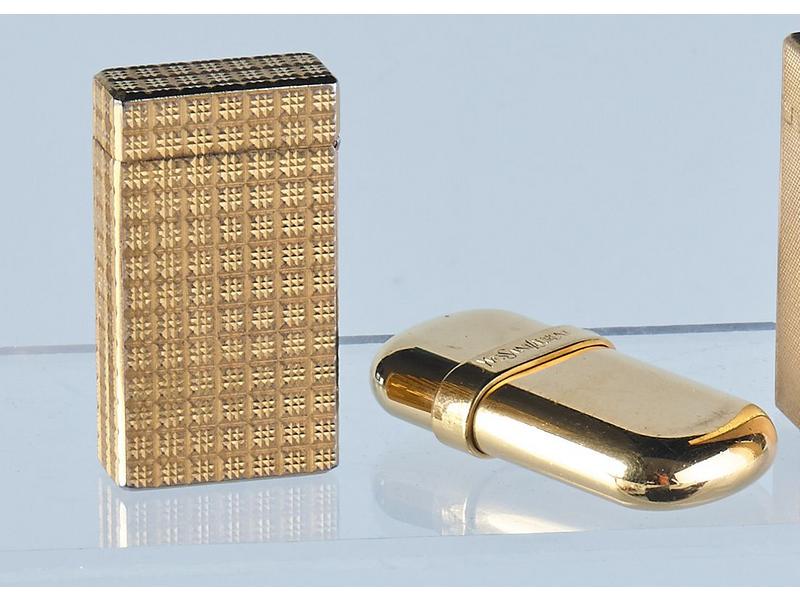 DEUX BRIQUETS, un YVES SAINT-LAURENT de forme...