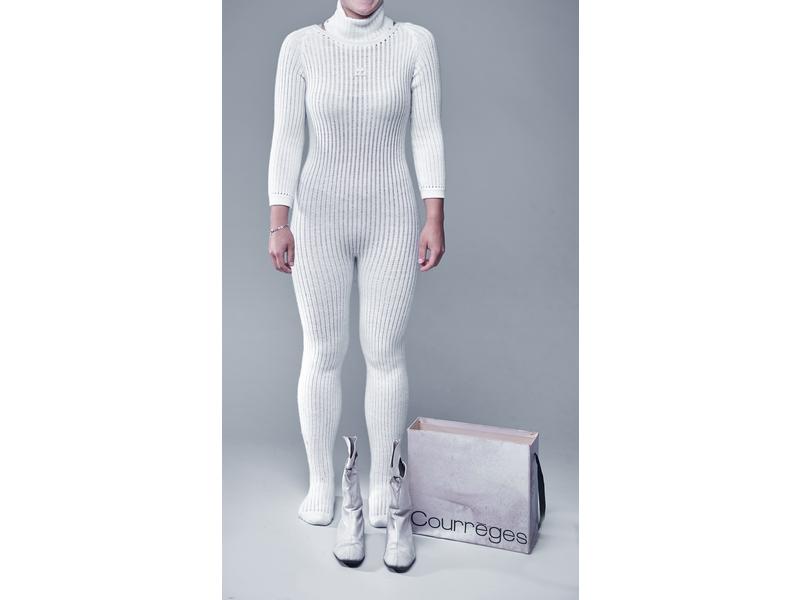 COURREGES, Paris