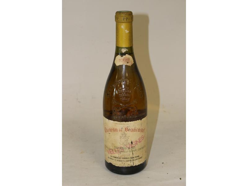 1 blle CHATEAUNEUF DU PAPE, blanc, mise Chateau...
