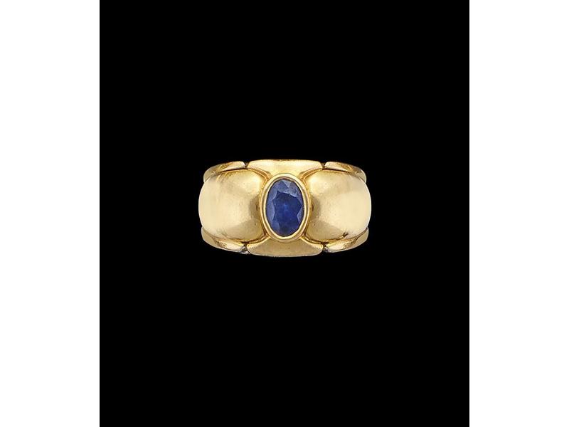 BAGUE jonc en or jaune (750) sertie d'une...