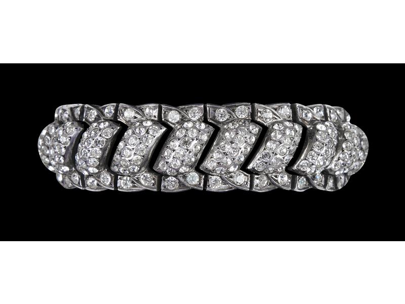 BRACELET en argent (950) à mailles articulées...