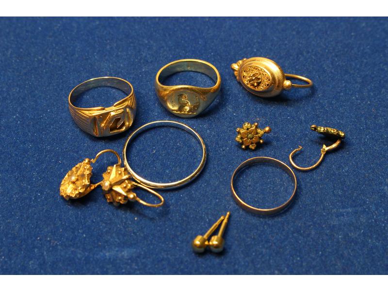 LOTS D'OR (750) comprenants alliances, bagues,...