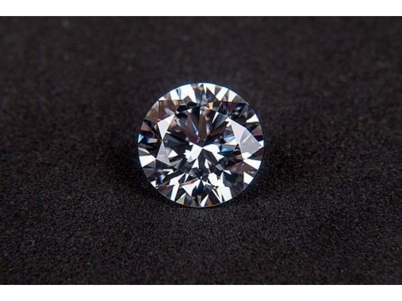 DIAMANT taille brillant
