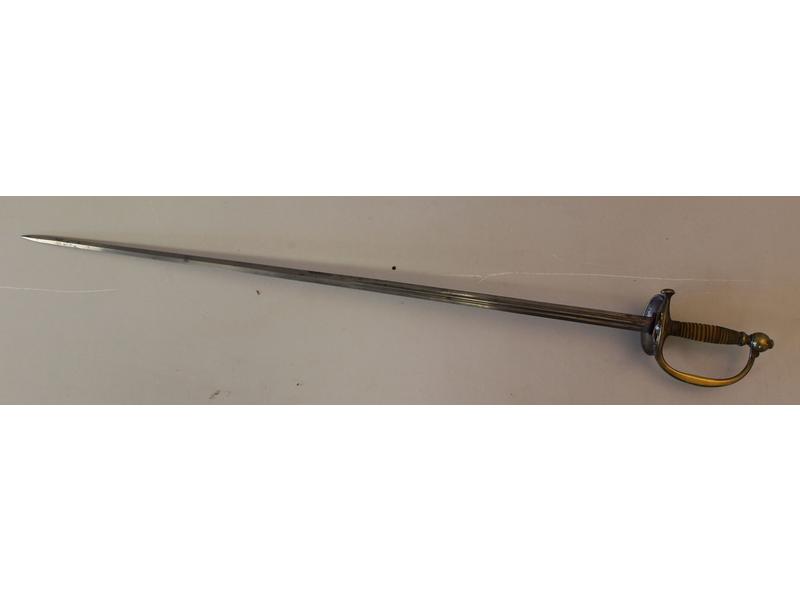 ÉPÉE D'OFFICIER SUBALTERNE de toutes armes...