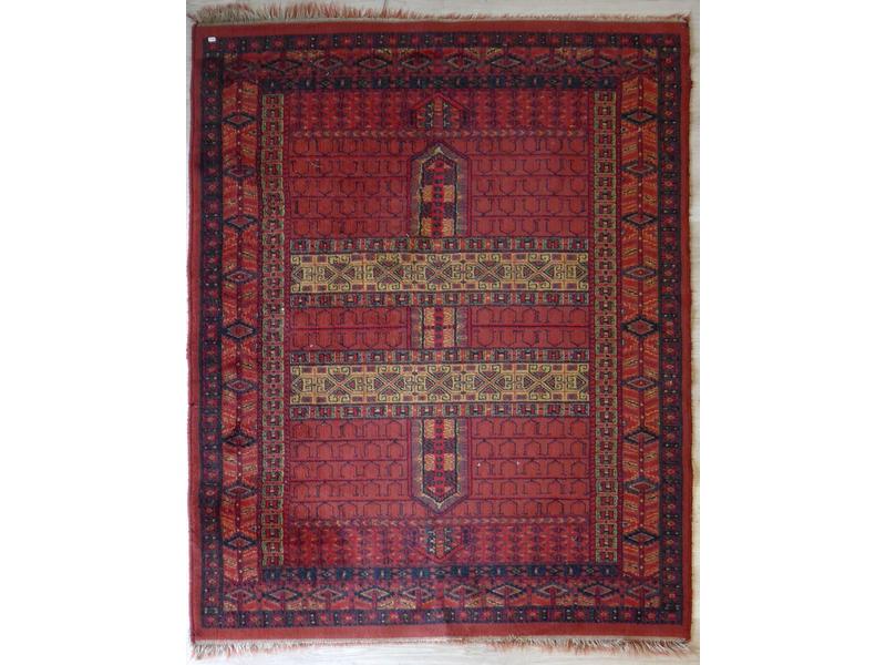 TAPIS rectangulaire en laine à fond rouge...