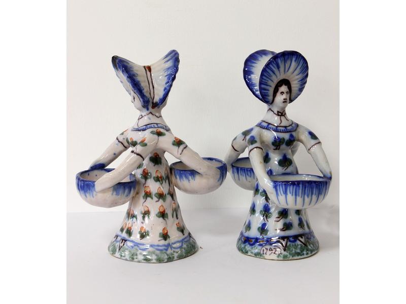 DEUX SALIÈRES dite "Bonnes Femmes" ou "deux...