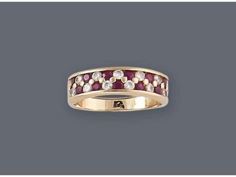 BAGUE en or jaune (750) sertie de diamants...