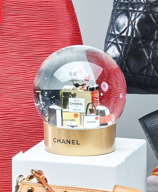 CHANEL