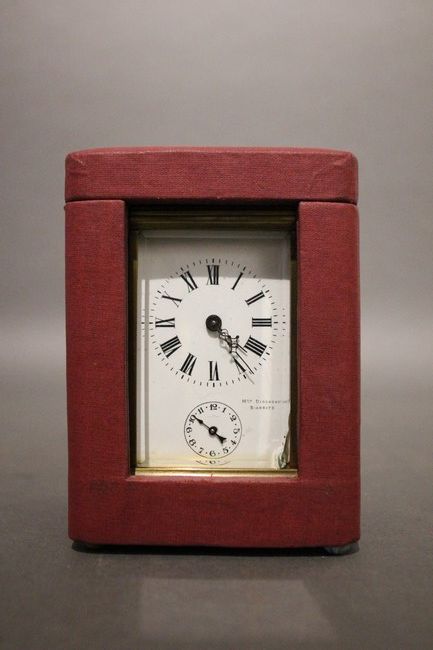 PENDULE DE VOYAGE dite d'officier de forme...