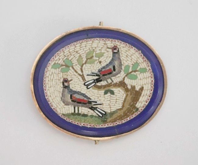 ÉLÉMENT DE CLÉ DE MONTRE ovale en micromosaïque...