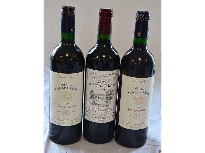 LOT DE TROIS BOUTEILLES comprenant