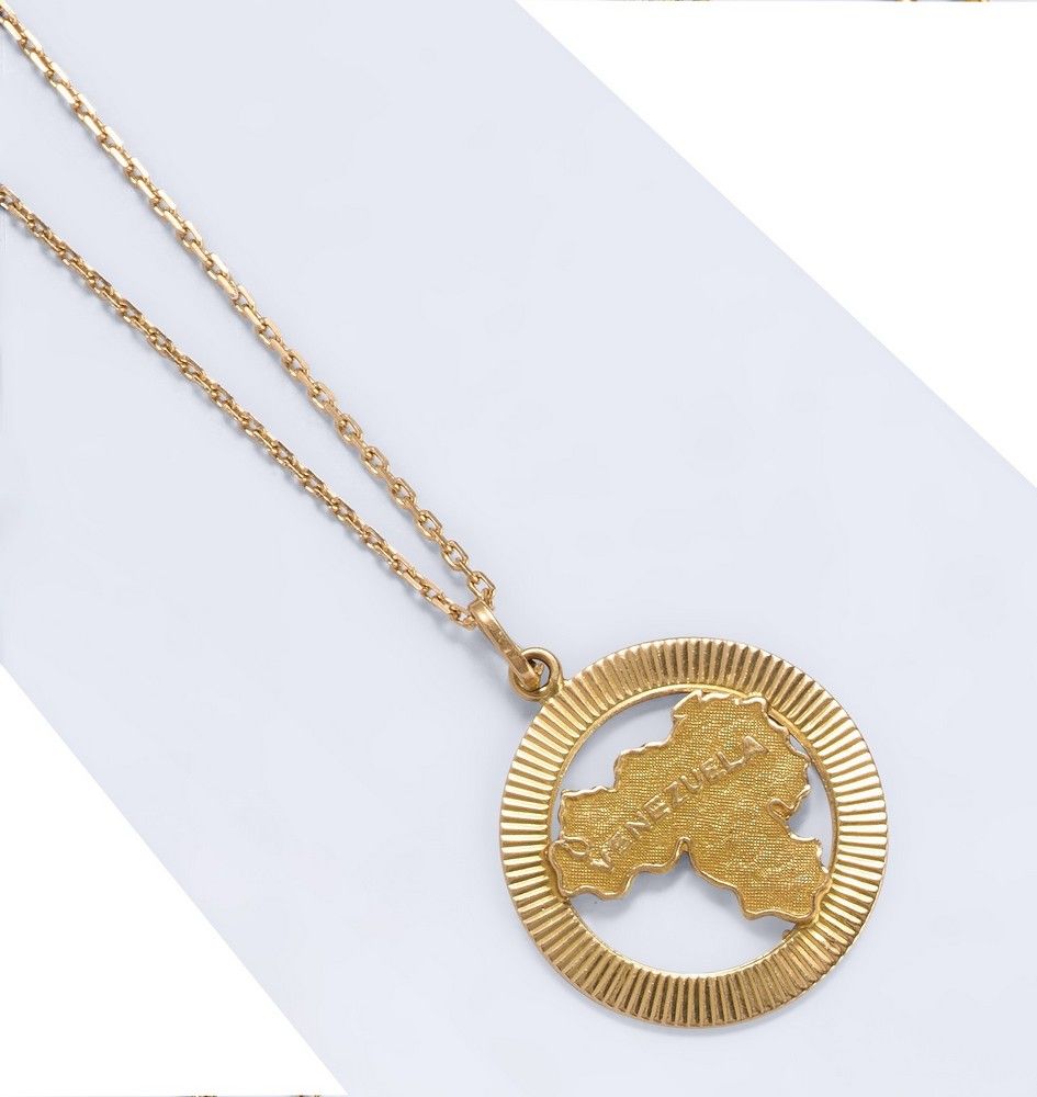 MEDAILLE ajourée représentant le Venezuela...