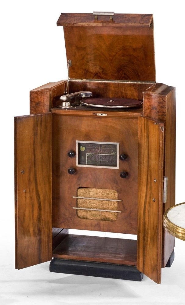 MEUBLE A MUSIQUE A HAUTEUR D'APPUI en placage...