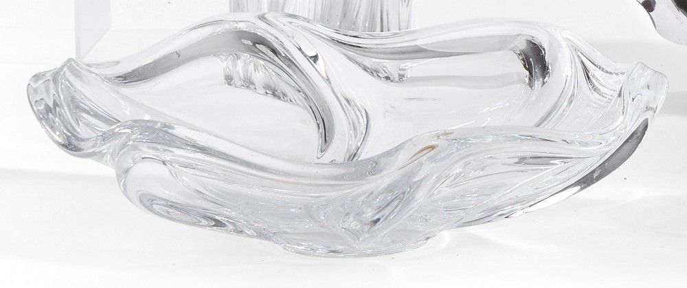 COUPE en cristal moulé pressé stylisant une...