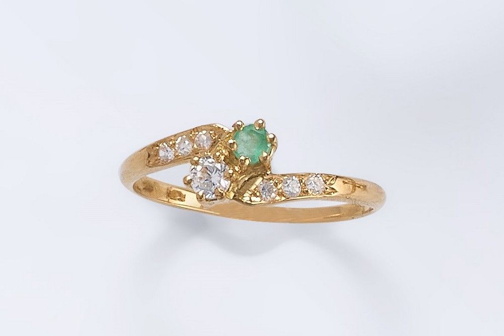 PETITE BAGUE type toi et moi en or jaune...