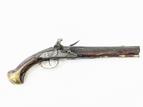 Pistolet à silex d’officier présumé d’un...