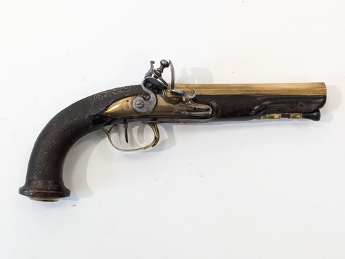 Paire de pistolets à silex d’officier de...