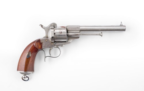 Revolver de Marine réglementaire, modèle...