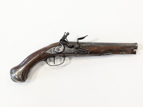 Pistolet à silex d’officier.
