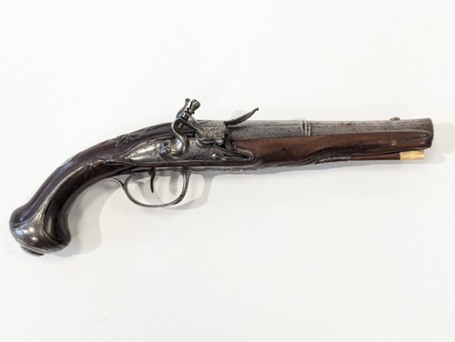 Pistolet à silex d’officier.