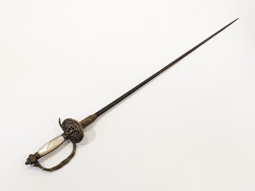 Épée de Cour.