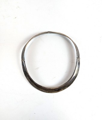 COLLIER torque en argent (925).
