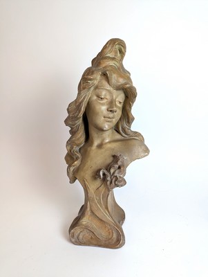 Buste de Jeune femme Art Nouveau