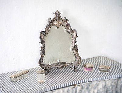 MIROIR de toilette dans un cadre en bronze...