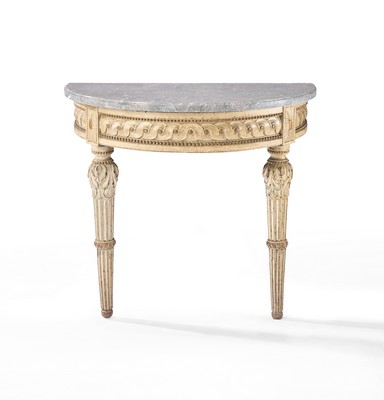 CONSOLE DEMI-LUNE en chêne mouluré et sculpté...