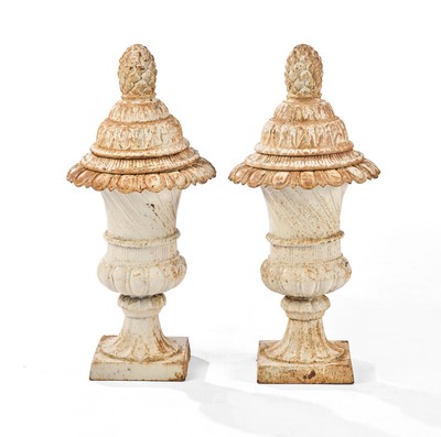 PAIRE DE VASES MEDICIS couverts, de jardin,...