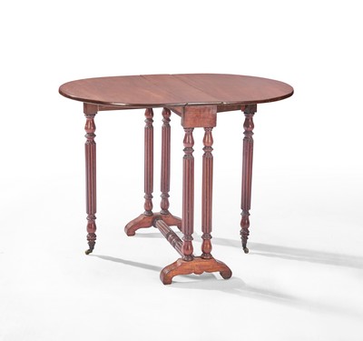 TABLE GATE-LEG en acajou et placage d'acajou,...