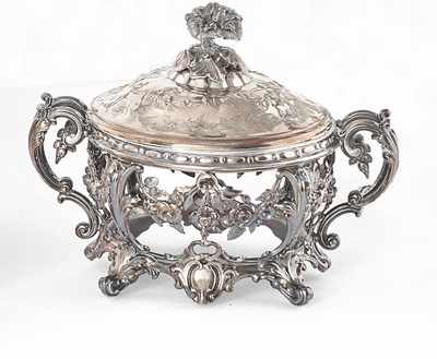 MONTURE DE SUCRIER couvert, en argent (950),...