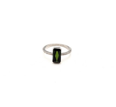 BAGUE en or (375) ornée d'une tourmaline...
