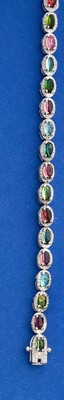 BRACELET ligne en argent (925) ornée de tourmalines...