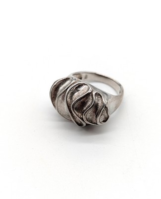 BAGUE en argent (925) à décor de larges ...