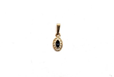 PENDENTIF ovale en or jaune (750) sertie...