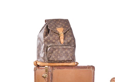 LOUIS VUITTON