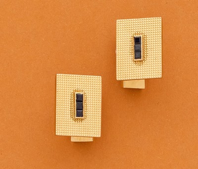PAIRE DE BOUTONS DE MANCHETTES en or (750)...