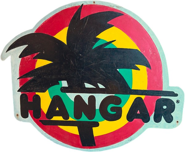 ENSEIGNE ORIGINALE du Surfshop Hangar à Biarritz...